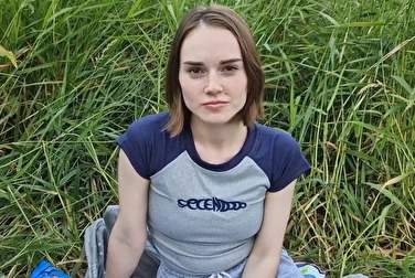 Не постеснялась и дала на природе, нас никто не спалил (вроде бы)